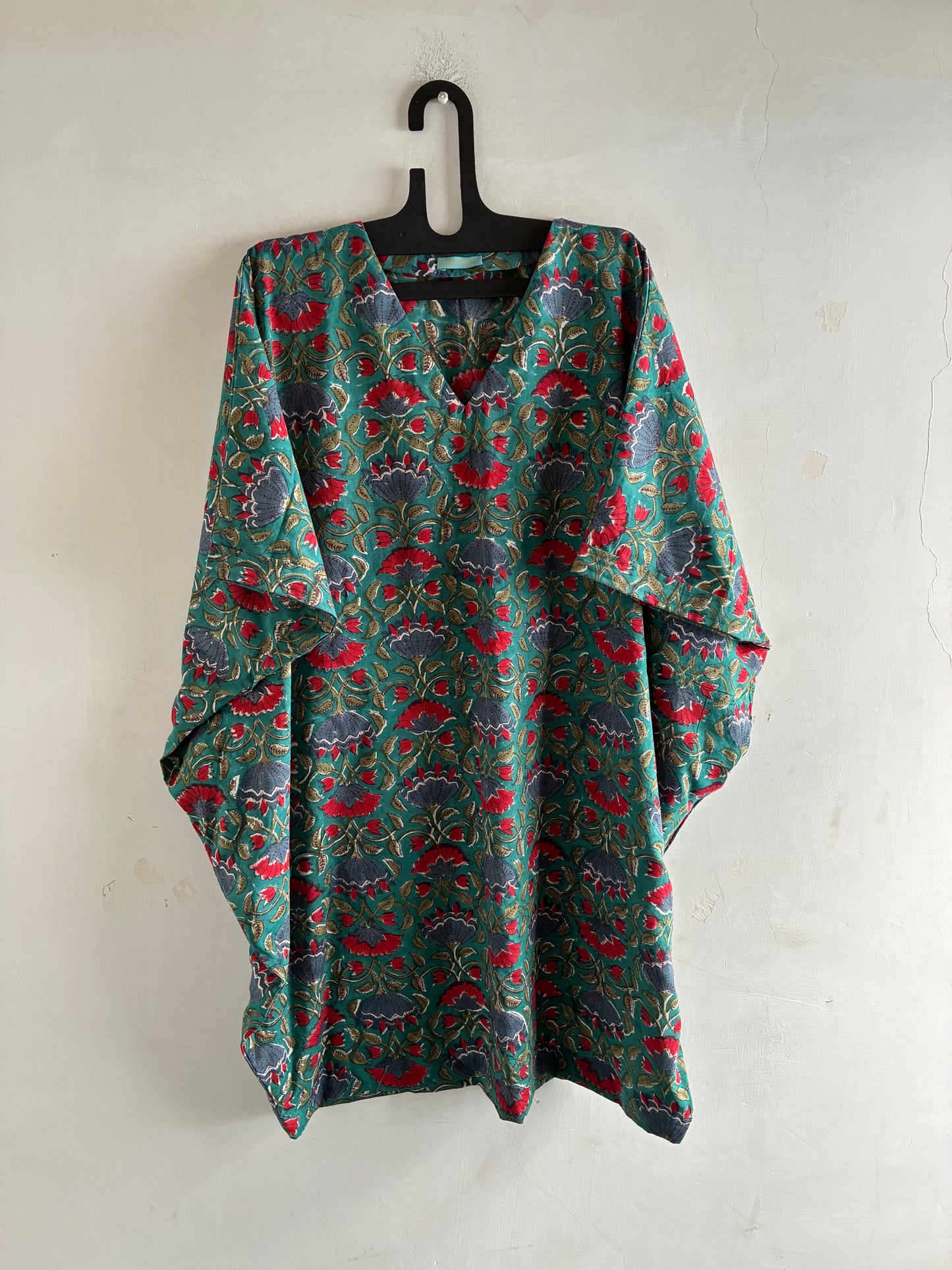 V neck batwing tunic