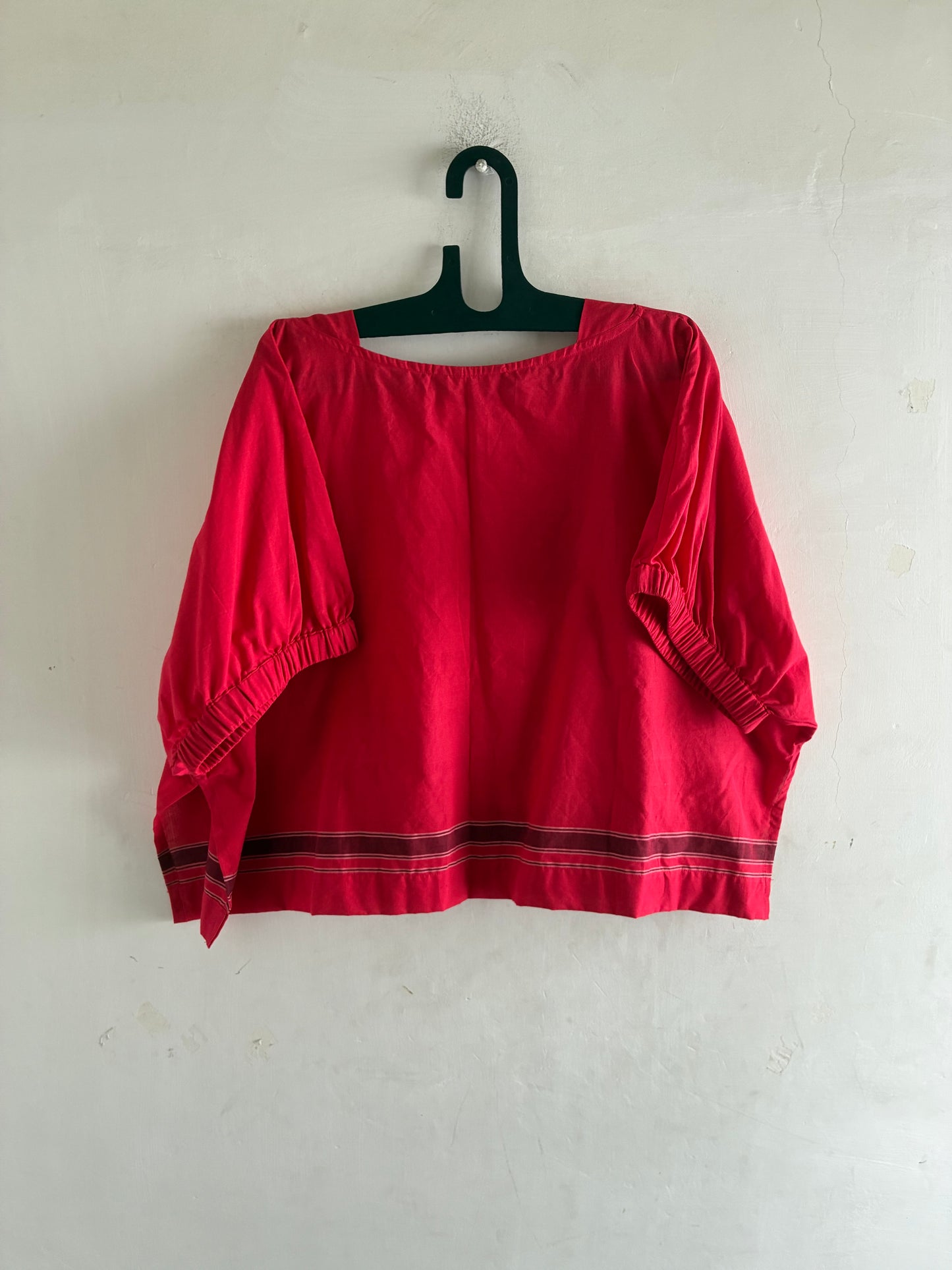mundu top