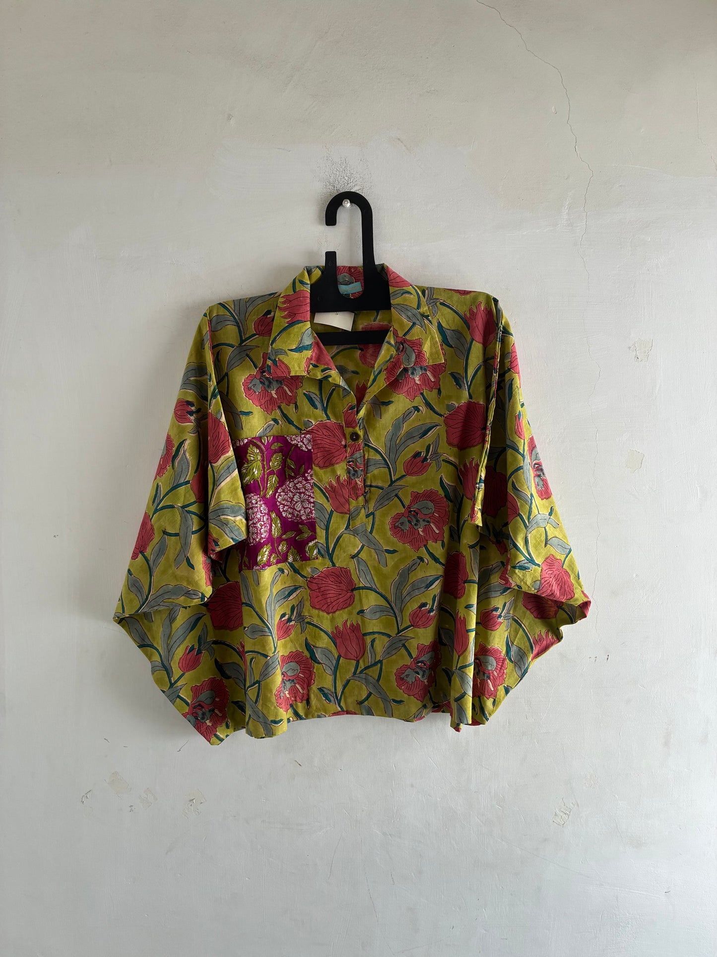 batwing top