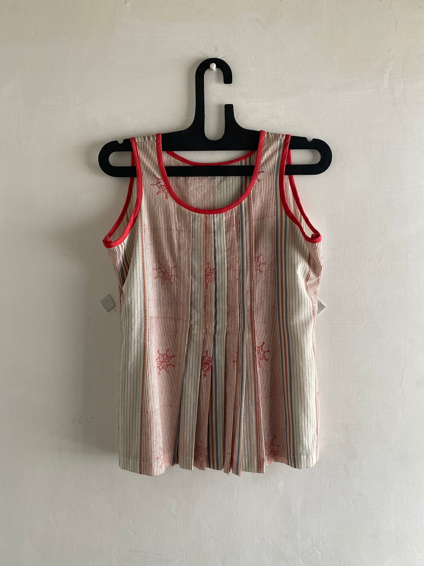 Sleeveless top