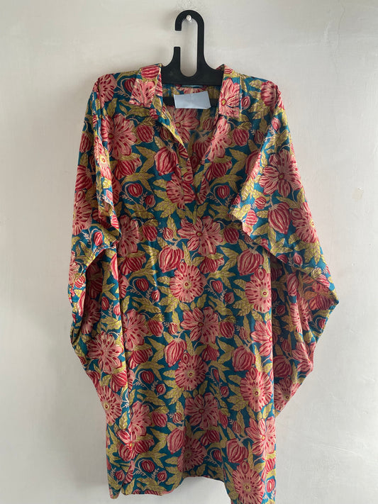Batwing collared tunic