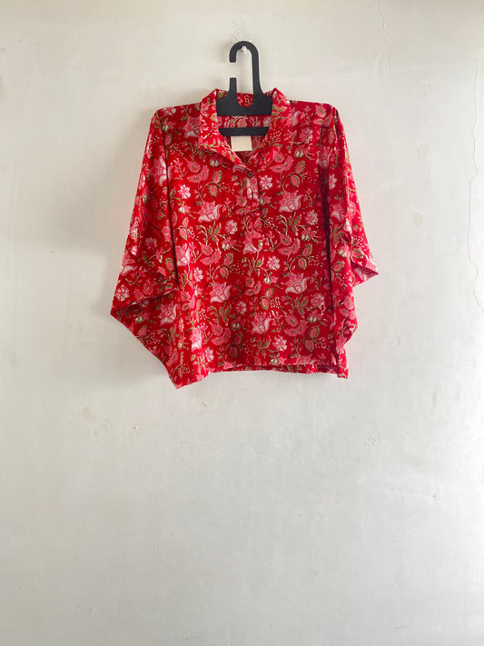 batwing top collared