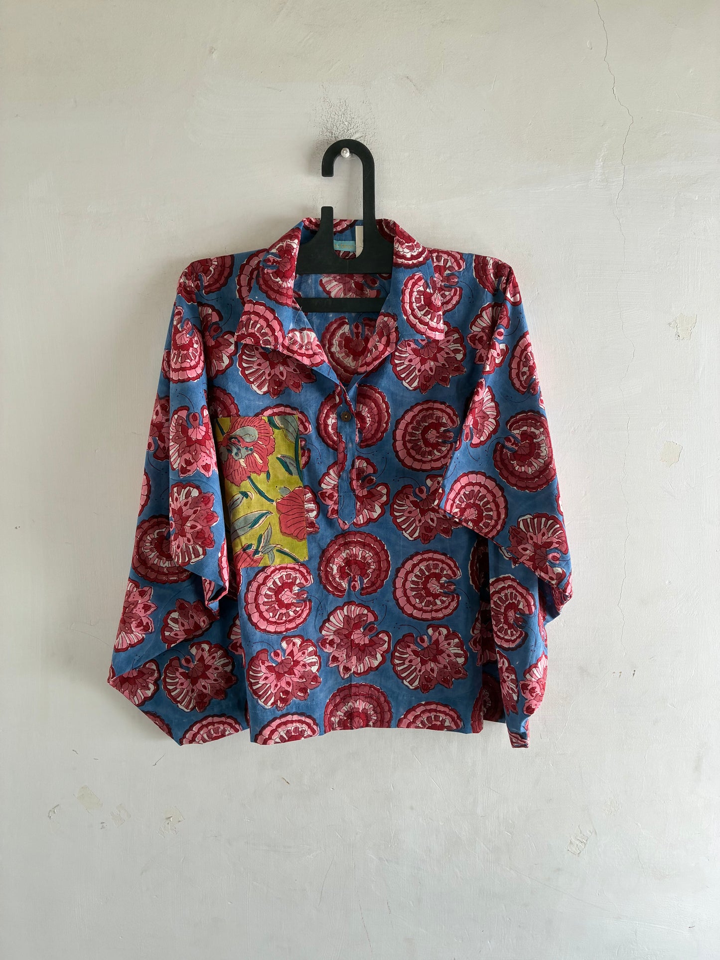 batwing top