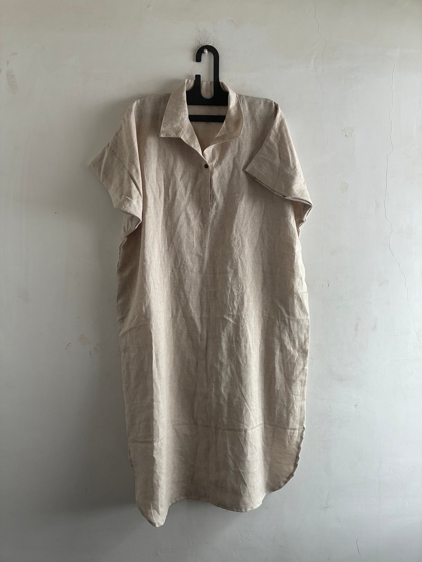 COLLARED LINEN TUNIC