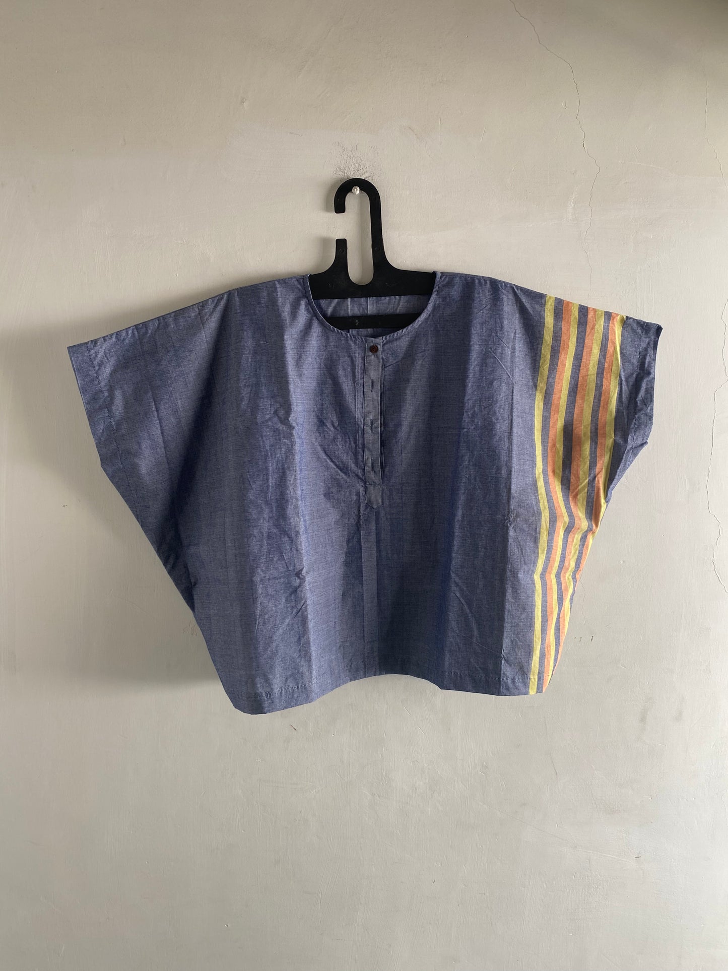HANDLOOM batwing top